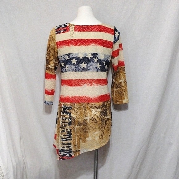 New Bella Sky 4th of July Asymmetrical Hem 3/4 Sleeves Tunic Top Medium - Picture 4 of 7